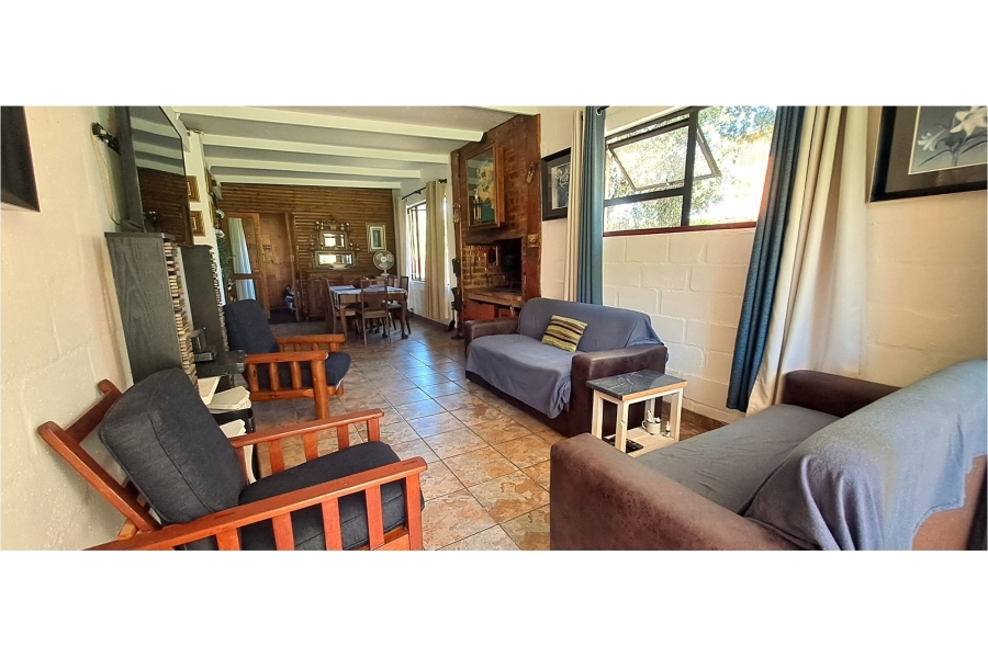 2 Bedroom Property for Sale in Suurbraak Western Cape